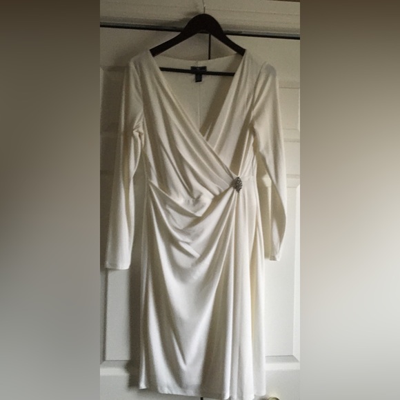 American Living Knee Length Dress in Winter White Size 10 - Picture 1 of 5